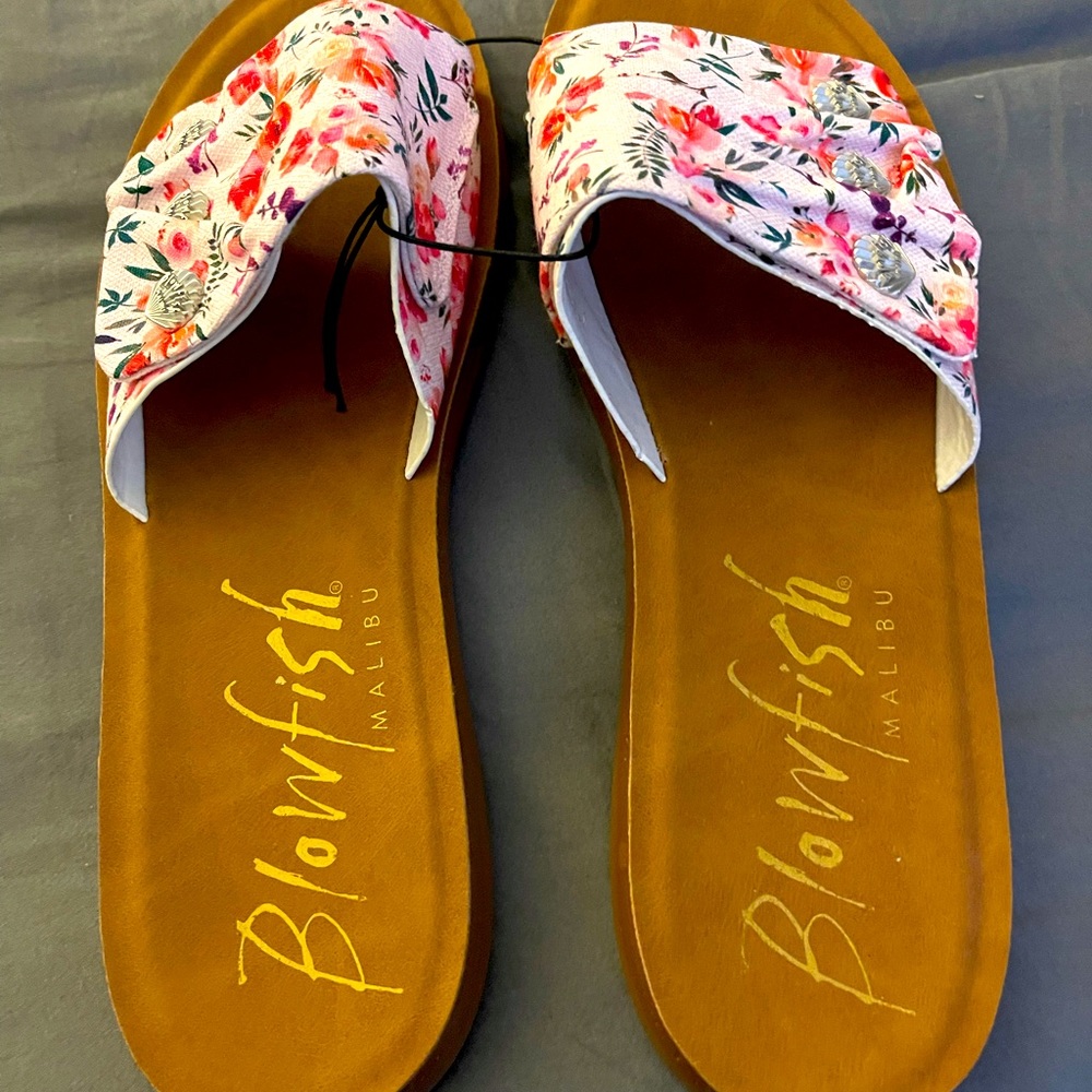 Slide sandals
